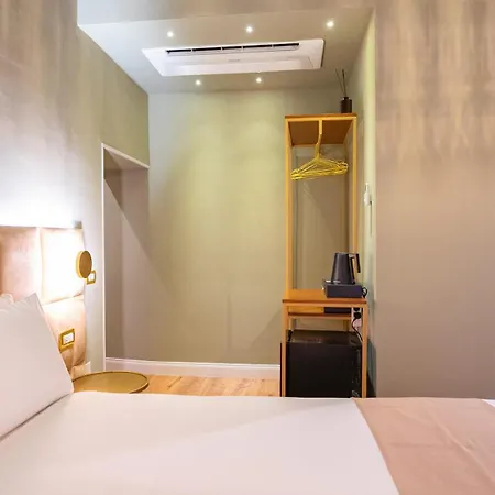 Oda ve Kahvaltı Navona Comfort