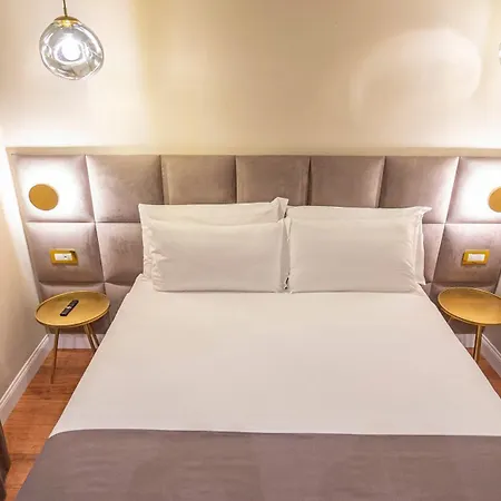 Oda ve Kahvaltı Navona Comfort *